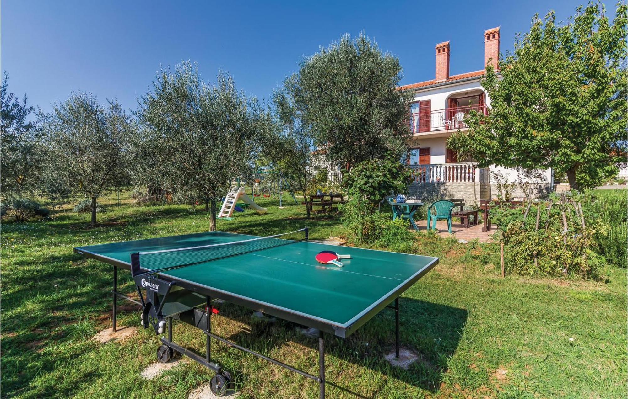 6 Bedroom Nice Home In Segotici Exterior photo